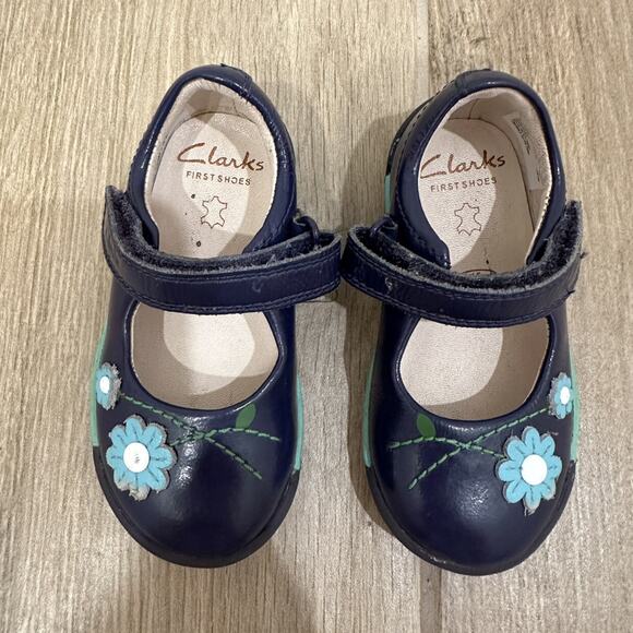 Clarks Blue Floral First Shoes - Picture 2 of 8